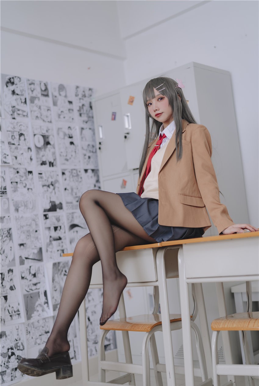 微密圈 阿色红色低胸写真集-高清写真图片合集[207photos] - 萌妹女神-萌妹女神