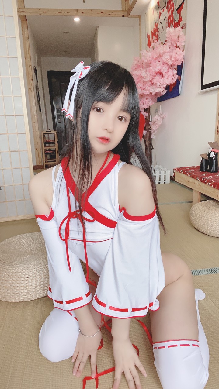 抖音颉颉与猫咪微密照片视频，weme群内内容鉴赏 - 萌妹女神-萌妹女神