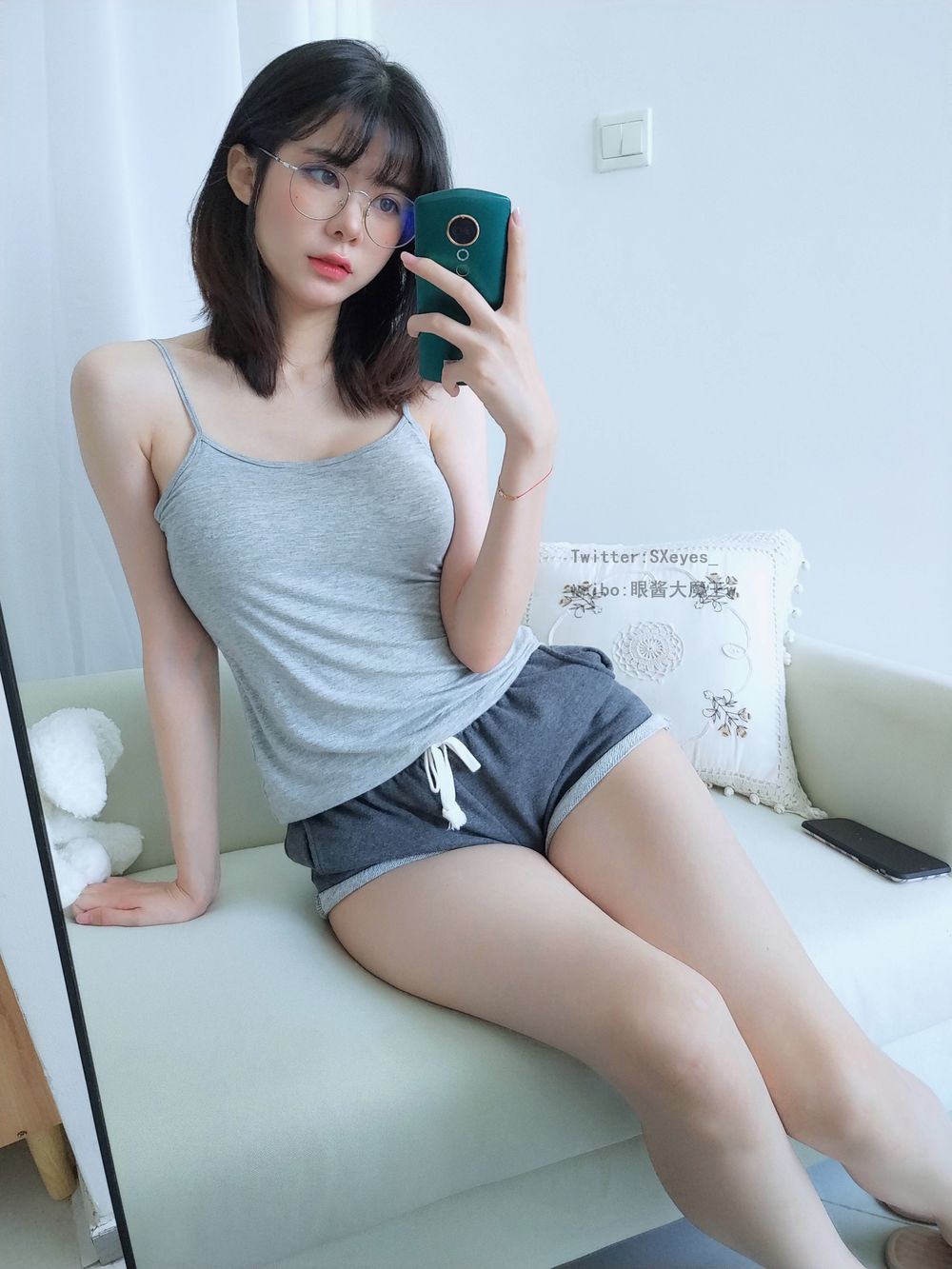 上海车展露儿大魔王真名为你捕捉汽车美图，打造最全的汽车图片图包 - 萌妹女神-萌妹女神