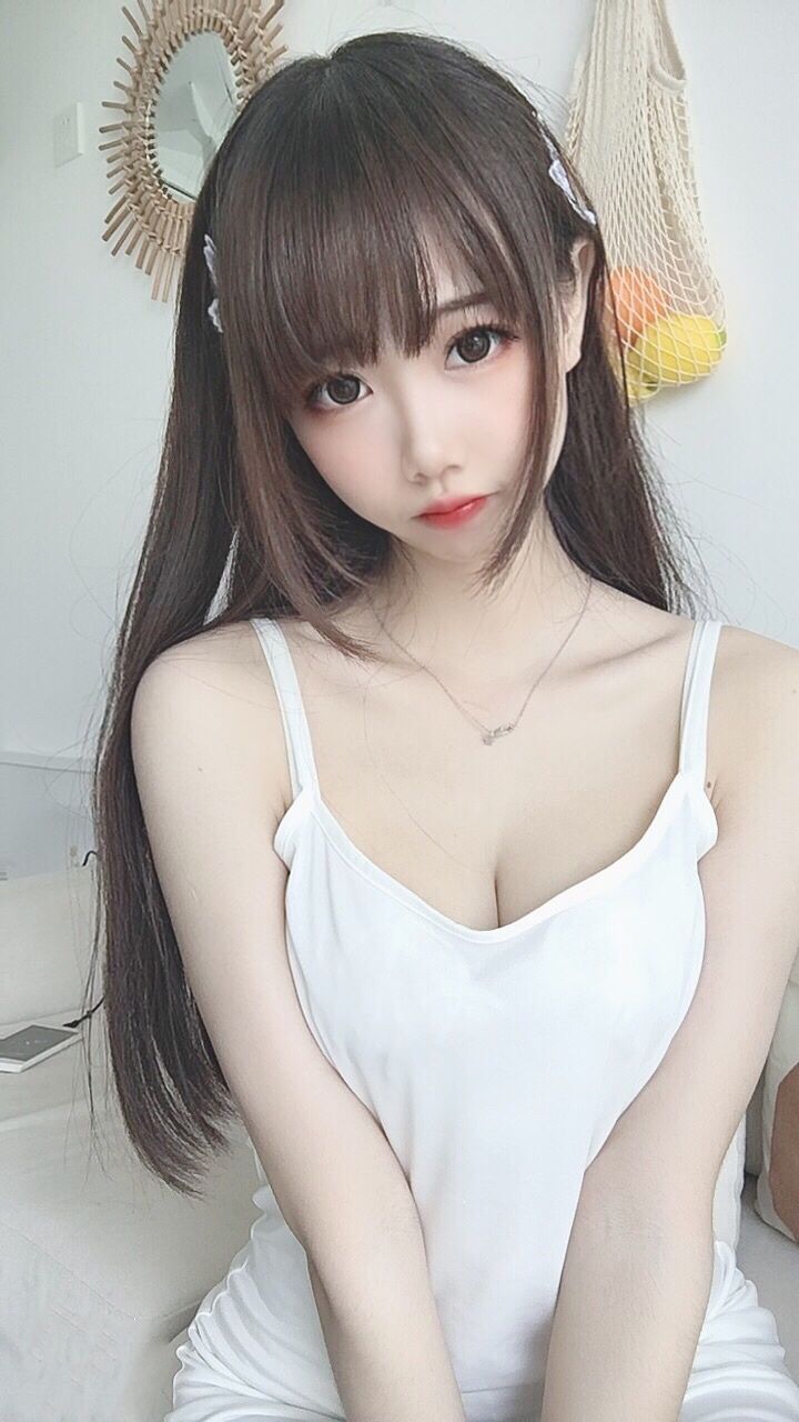 水淼aqua甘雨cos图包分享：自信的美图照亮了星空的夜晚 - 萌妹女神-萌妹女神