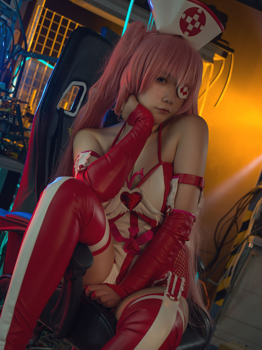 奶狮不咬人赤脚：分享cos作品，共同见证。 - 萌妹女神-萌妹女神